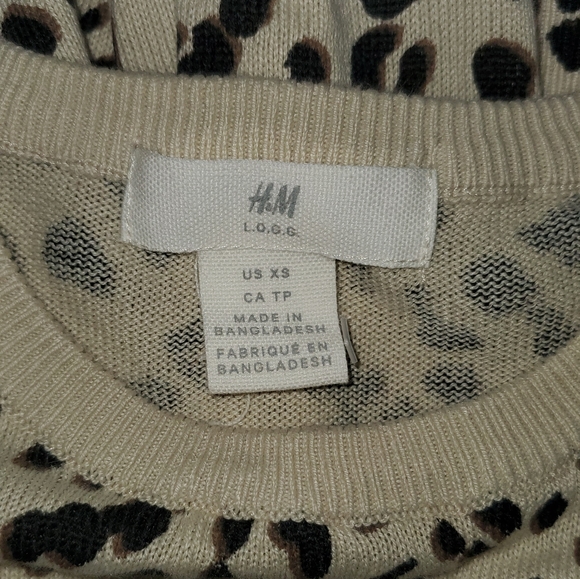 Leopard Sweater - Picture 4 of 7